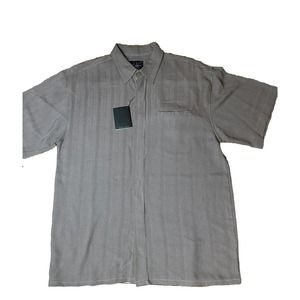 Montique Short Sleeve Button Up Shirt SIZE: Large‎ Brown STRIPE